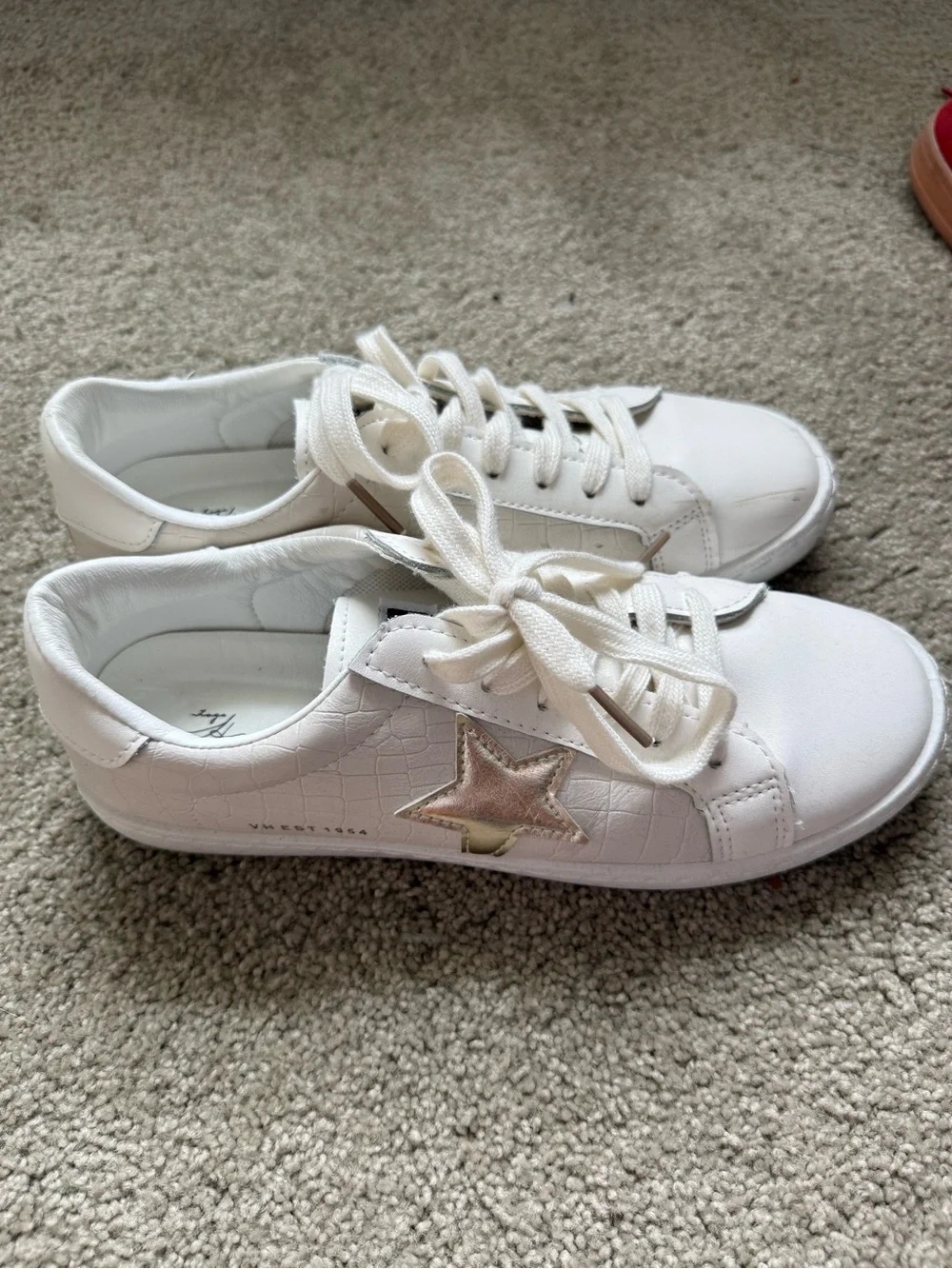 Vintage Havana White Sneakers with Gold Star